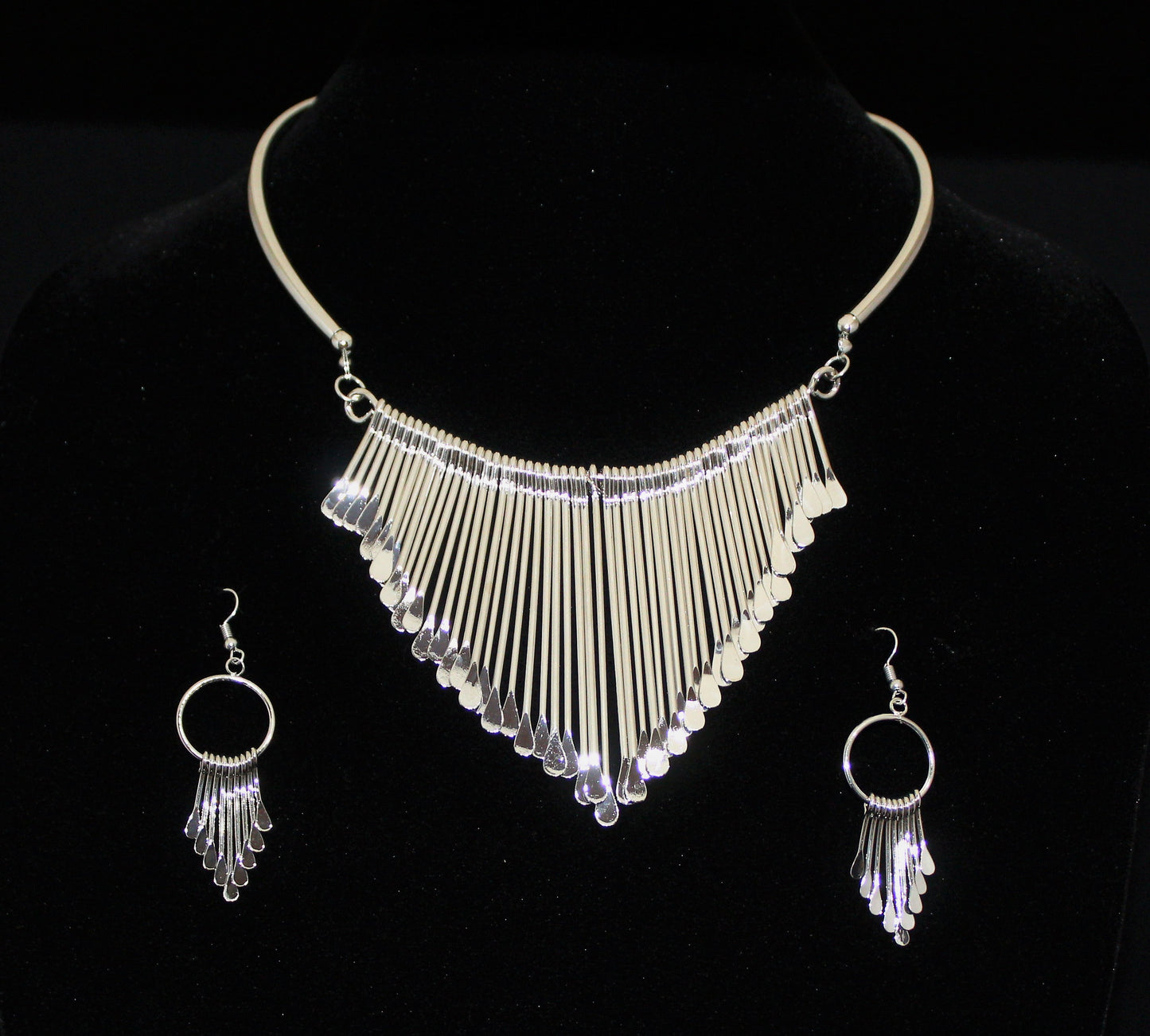 Silver Fringe Necklace & Earring Set
