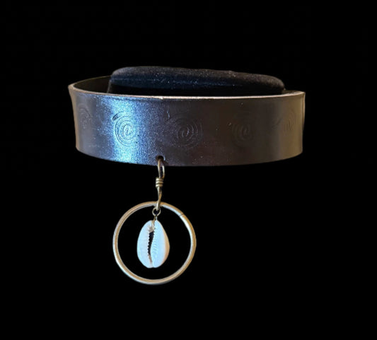 Earthbound Leather Choker with Pendant