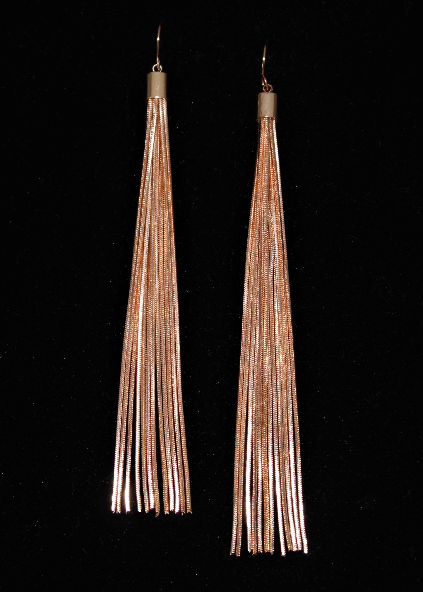 Blush Tassel Set