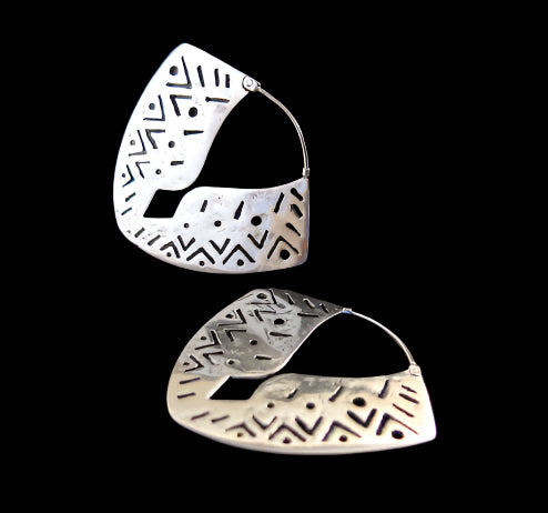 Ananda Nomad Shield Hoop Earrings Silver