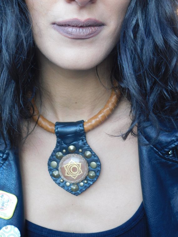 Svdhihna Warrior Chakra Pendant Leather Choker Necklace